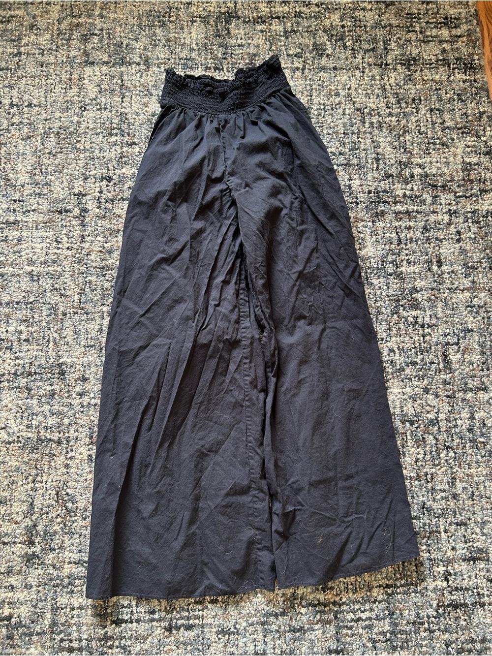 •Unsubscribed• black lightweight wide leg pants